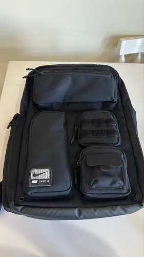 Mochila Nike Utility Elite - Preta