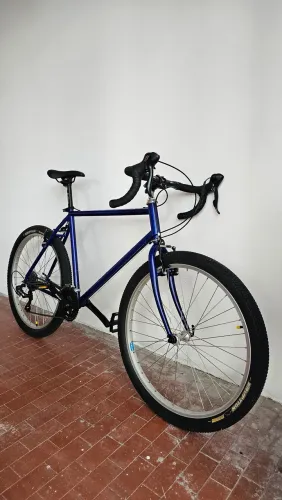 Bicicleta Marin aro 26 Gravel Cicloturismo