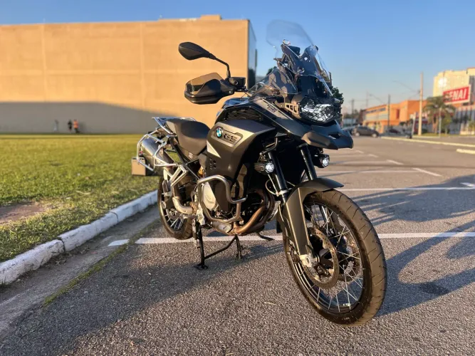 BMW F 850 ADV TRIPLO BLACK 