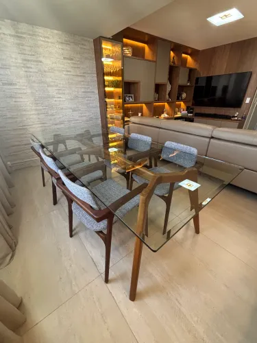 Mesa Com 06 cadeiras