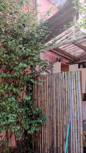 Sobrado à Venda em Pinheiros na Rua Sebastião Velho com Quintal e Edícula