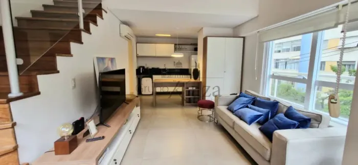 Apartamento Duplex - Jardim Paulista - 1 Suíte - 58m².