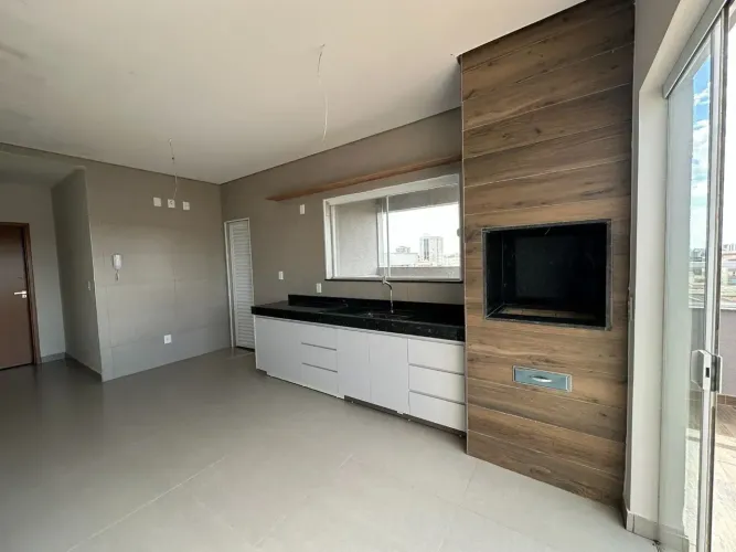 Apartamento Duplex á venda com 100 m² - 3 suítes em Segismundo Pereira - Uberlândia - MG