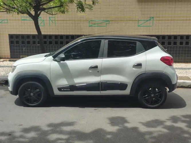 Alugo kwid 500 semana 1500 calção
