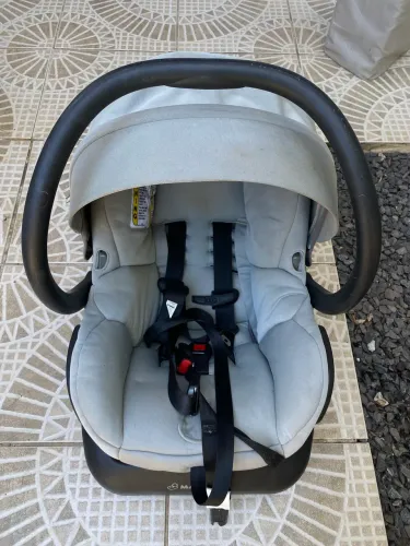 Conjunto Maxi-Cosi Mico 30 + base ISOFIX