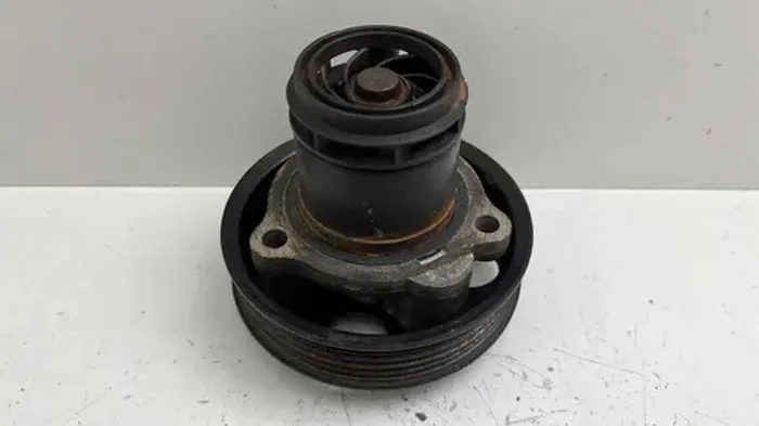 Bomba Da Agua Volkswagem Jetta 2.5 2007 2010 07k121029 04cx