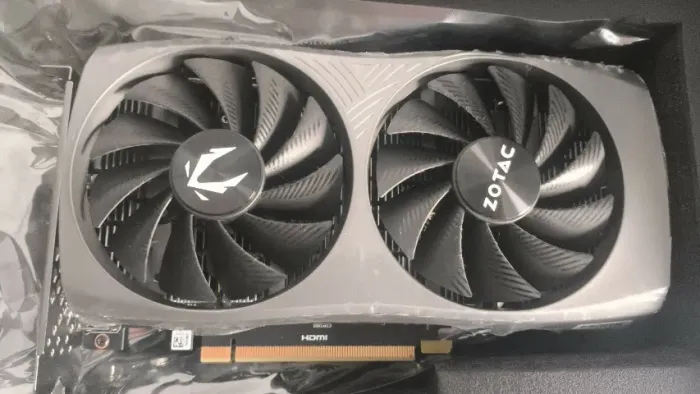 RTX 4060 - 8Gb - ZOTAC- Em estado de nova - Usada pouquissimas vezes - Na Caixa
