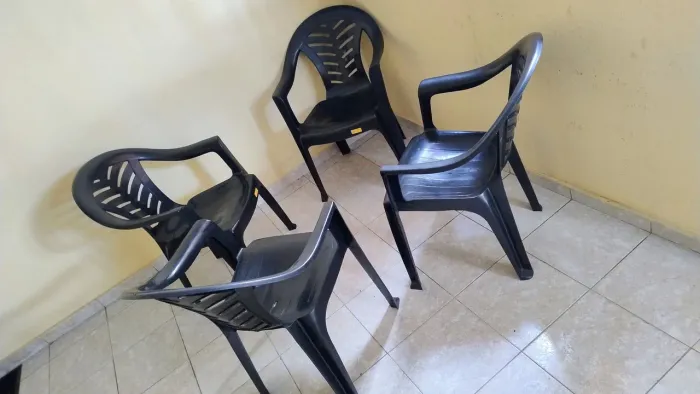 Cadeiras / poltronas plásticas
