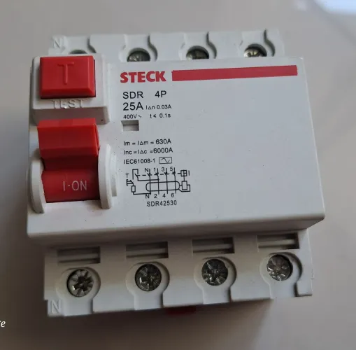 INTERRUPTOR DIFERENCIAL STECK 4P 25A ( SDR42530 )