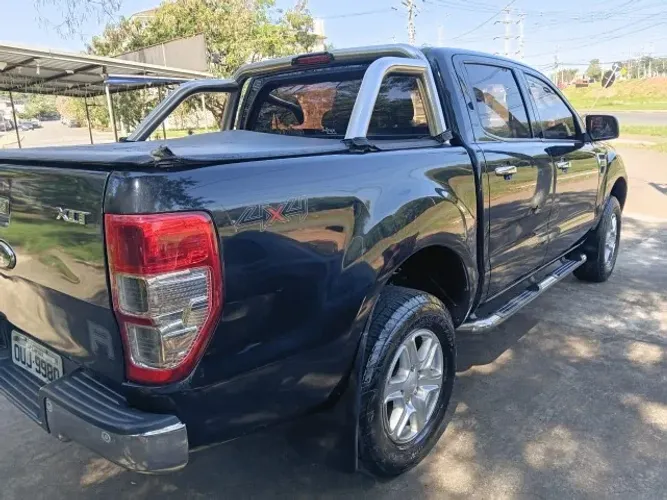 Ford Ranger XLT 2.5 16V 4X2 CD Flex 2014