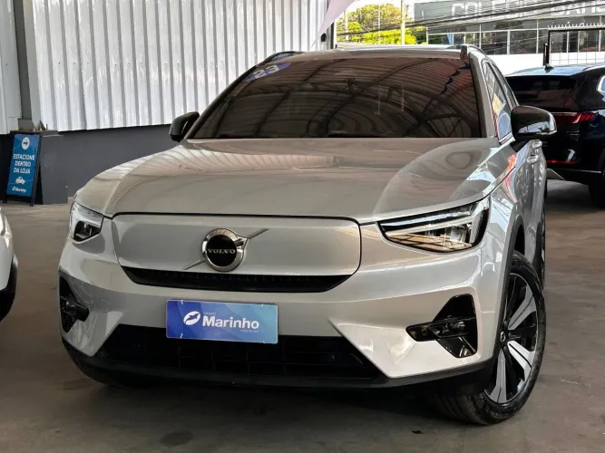 Volvo XC40 Recharge Plus (elétrico) 2023