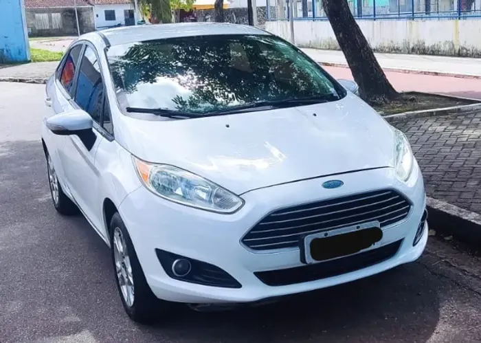 Ford Fiesta Sedan 1.6 16V Flex Aut. 2016
