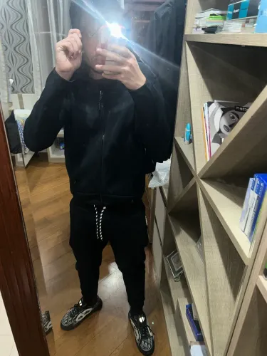 NIKE TECH FLEECE PRETO M