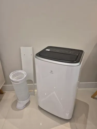 Ar condicionado portátil Electrolux 12000 btus FRIO