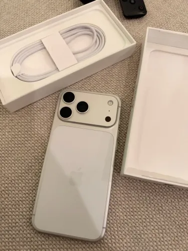 Vendo iPhone 17 Pro Max 256