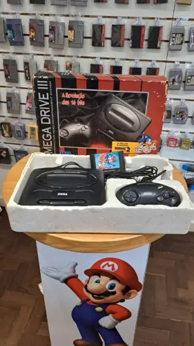 Mega Drive 3 com Sonic na Caixa
