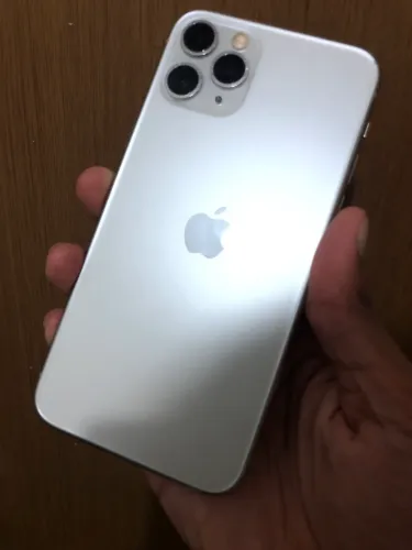 iPhone 11 Pro 93% de bateria