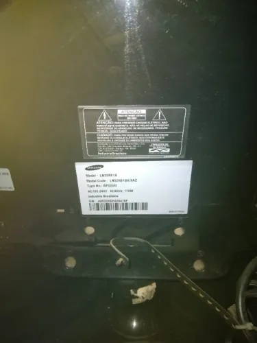 TV Samsung LCD 32 | Sem smart | Defeito nos Pixels | bom para uso | Zona Norte