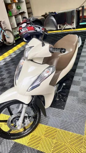 Vendo Honda Biz 125 flex em ótimo estado