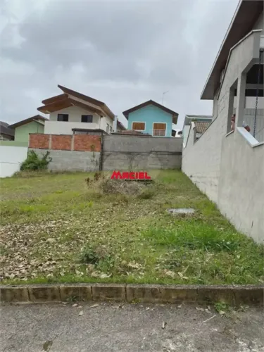 Terreno a venda do condomínio Condomínio San Marino no Jardim América, pronto para constru