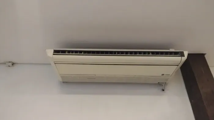 AR CONDICIONADO TRANE 30000 BTUs