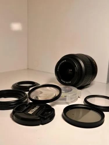 VENDO LENTE NIKON 18-55 M