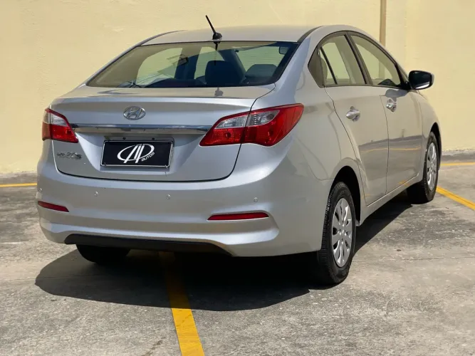 Hyundai HB20S C.plus/c.style1.0 Flex 12V Mec. 4P 2019