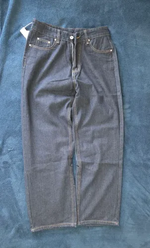 calça jeans loose fit azul escuro estilo retrô, corte reto premium, washed denim dark blue