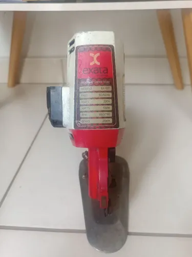 Máquina cortar tecido