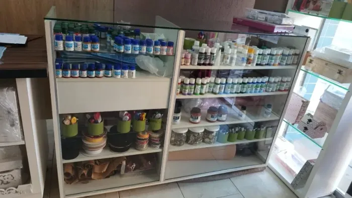 Balcão de MDf e vidro