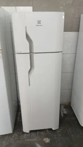 Geladeira Electrolux gelo seco 