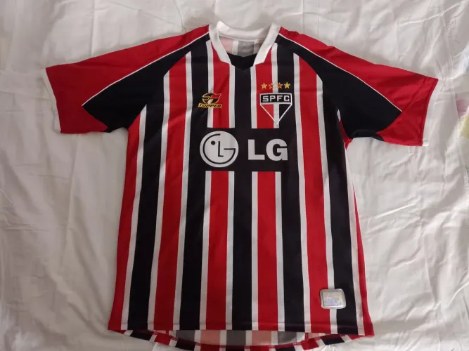 Camisa antiga oficial do São Paulo ano 2003 uniforme número 2 É uma relíquia.