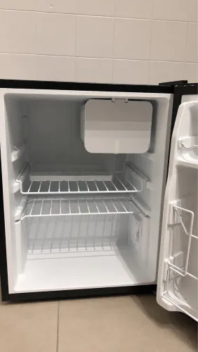 Vendo Frigobar novo!