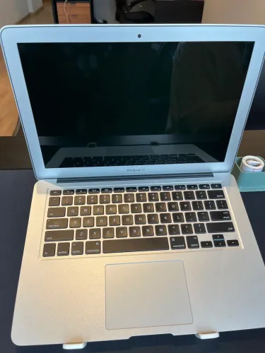 MacBook Air 8Gb/256gb 