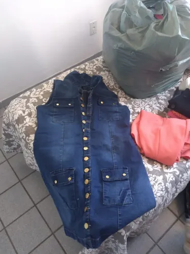 Lote de roupas 235 peças diversas
