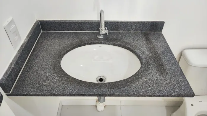 Pia para banheiro de granito andorinha 80x50