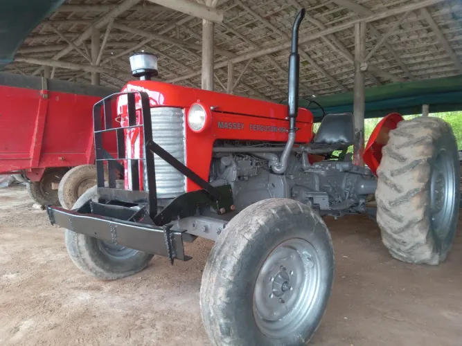 Trator Massey Ferguson 65x