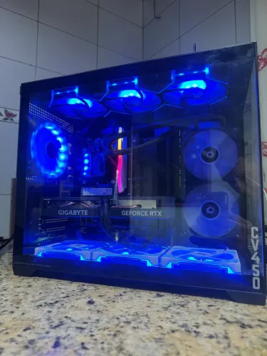 PC GAMER - RTX 4060