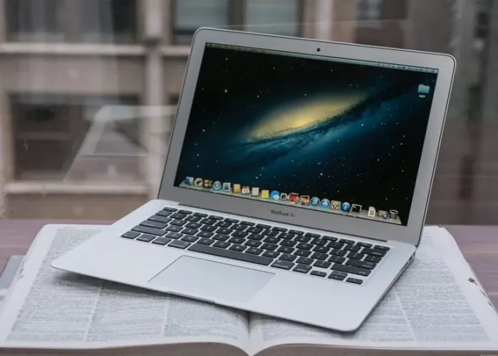MacBook本体 MacBook Air Mid 2013 128GB macbook air mid 2013