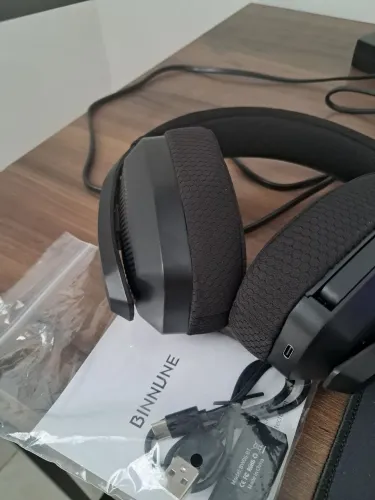 HEADSET BINNUNE 06