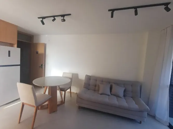 Alugo apartamento com 1 quarto mobiliado,  na Ponta Verde,  Maceió-AL