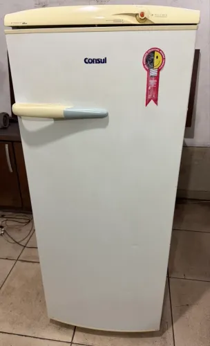 Geladeira cônsul 320 litros seminova conservadissima 