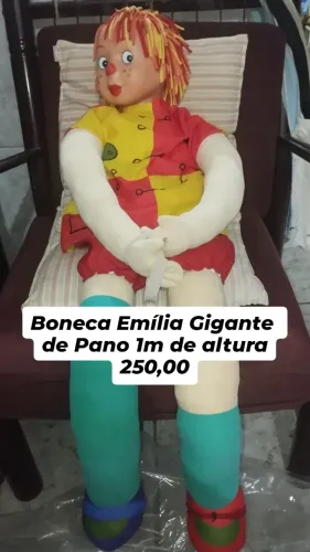 Boneca Emília Gigante de Pano - 1M Altura