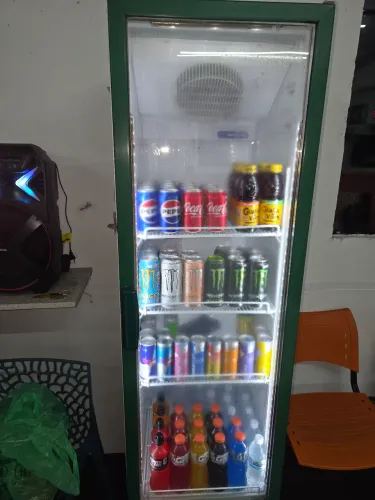 Geladeira Expositora Vertical Metalfrio - Porta de Vidro / Excelente Estado