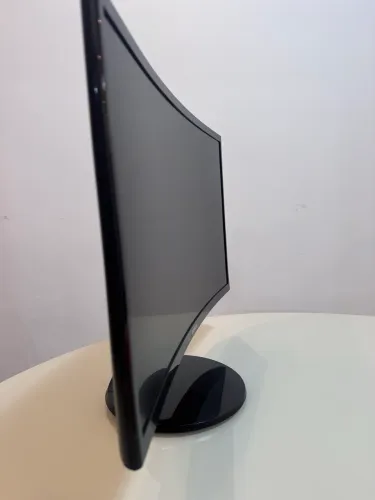 Monitor Samsung Curvo 24polegadas - Full HD