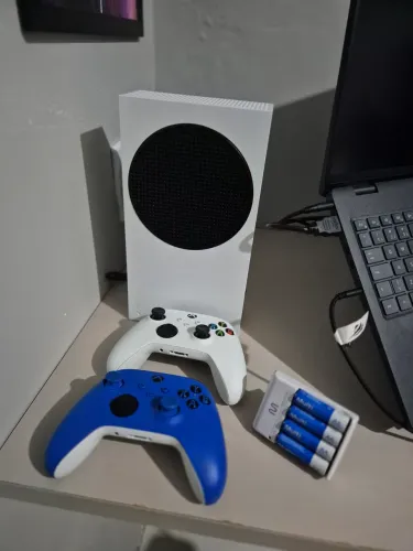 Xbox Series S 2 controles