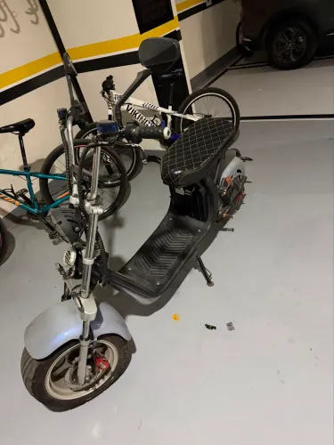 vendo moto elétrica usada