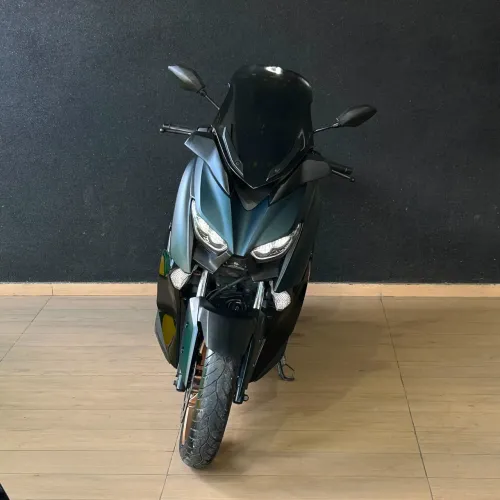 Yamaha Xmax 2024