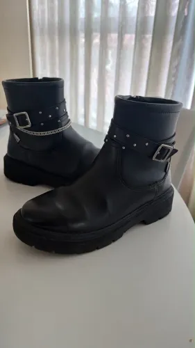 Bota Pampilli