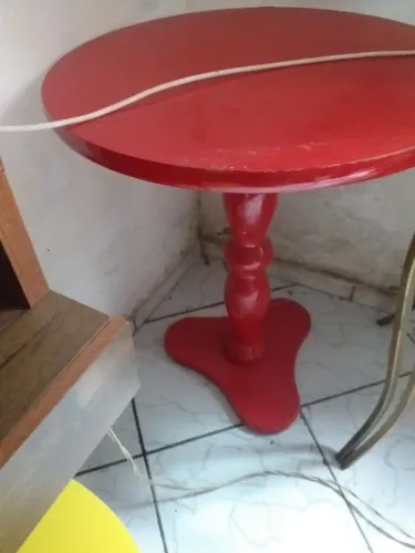 Vendo mesinha de canto